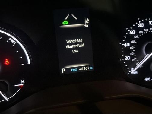 Windchill Pearl 2022 Toyota Sienna XLE