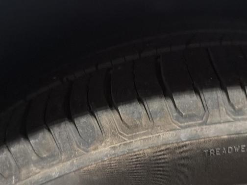 Windchill Pearl 2022 Toyota Sienna XLE