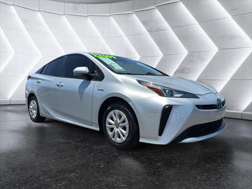 2022 Toyota Prius LE