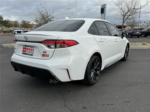 2025 Toyota Corolla SE