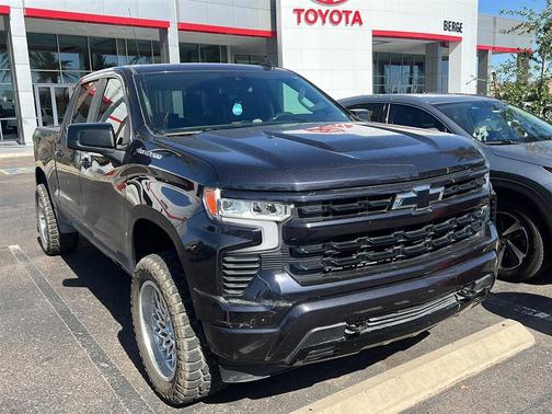 Dark Ash Metallic 2022 Chevrolet Silverado 1500 RST