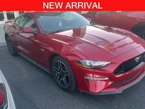 Rapid Red Metallic Tinted Clearcoat 2022 Ford Mustang GT Premium