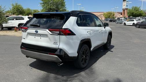2025 Toyota RAV4 Hybrid SE