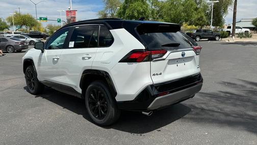 2025 Toyota RAV4 Hybrid SE
