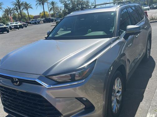 2025 Toyota Grand Highlander Limited