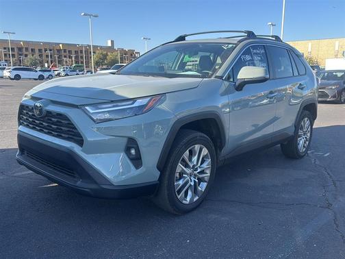2023 Toyota RAV4 XLE Premium