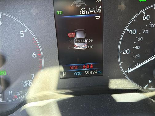 Ice Cap 2023 Toyota Corolla Hybrid SE