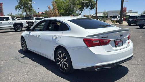 Summit White 2020 Chevrolet Malibu FWD RS