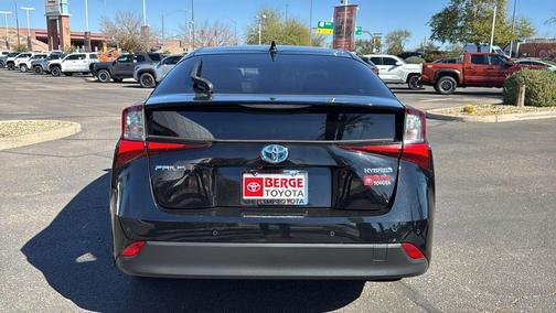 2021 Toyota Prius LE