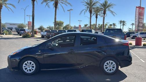 2021 Toyota Prius LE