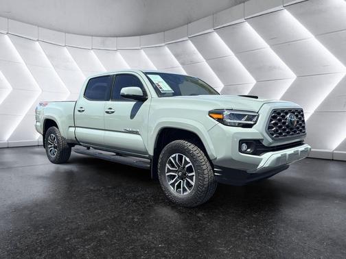 Lunar Rock 2023 Toyota Tacoma TRD Sport