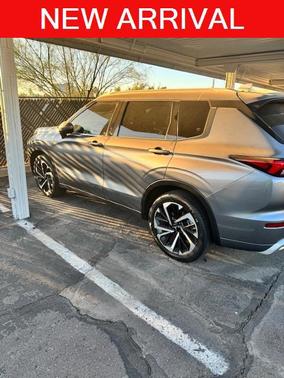 2023 Mitsubishi Outlander SEL 2.5 2WD