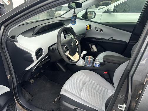 Magnetic Gray Metallic 2018 Toyota Prius Two