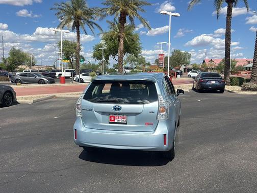 2012 Toyota Prius v Five