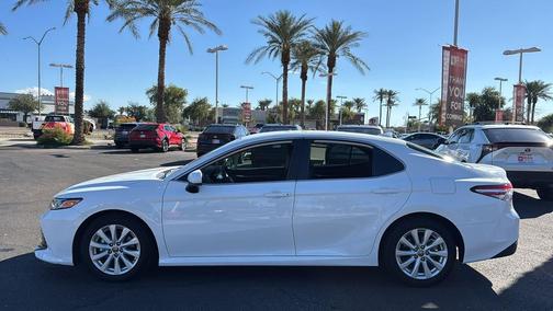 2020 Toyota Camry LE