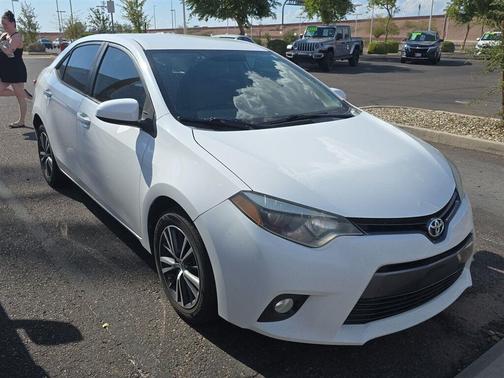 Super White 2016 Toyota Corolla LE Plus
