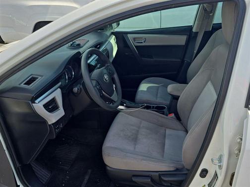 Super White 2016 Toyota Corolla LE Plus