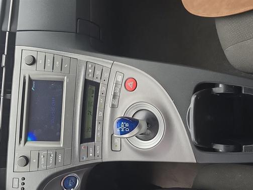 Classic Silver Metallic 2015 Toyota Prius Two