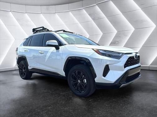 2024 Toyota RAV4 Hybrid SE