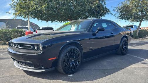 2019 Dodge Challenger SXT