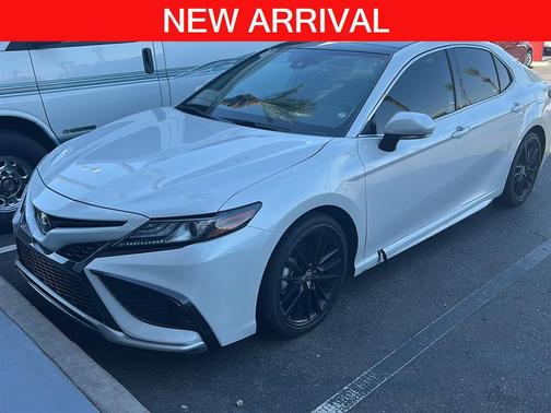 Wind Chill Pearl 2024 Toyota Camry XSE