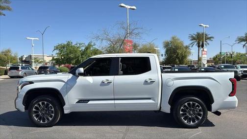 2023 Toyota Tundra Hybrid Platinum