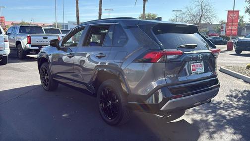 2025 Toyota RAV4 Hybrid SE