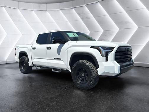 Ice Cap 2025 Toyota Tundra SR5