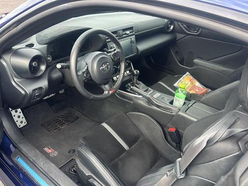 2023 Toyota GR86 Premium