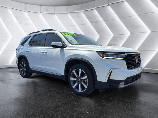 2024 Honda Pilot Touring 8-Passenger