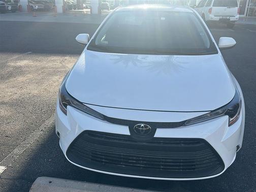 Ice Cap 2025 Toyota Corolla LE