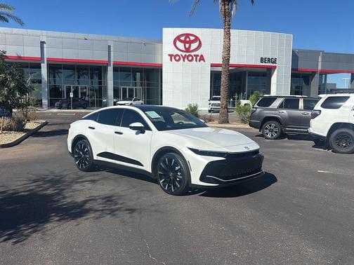 2024 Toyota Crown Platinum