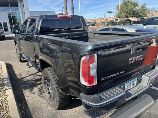 2018 GMC Canyon SLE