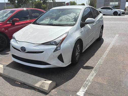 Blizzard Pearl 2017 Toyota Prius Three