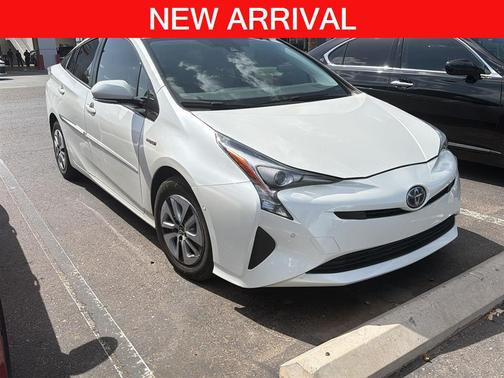 Blizzard Pearl 2017 Toyota Prius Three