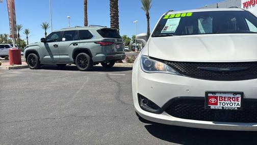 Luxury White Pearlcoat 2020 Chrysler Pacifica Touring-L Plus