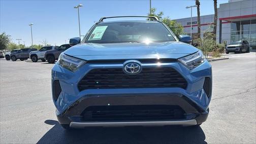 2022 Toyota RAV4 Hybrid SE