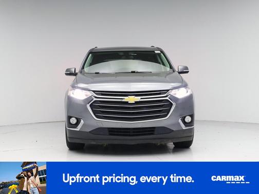 Gray 2019 Chevrolet Traverse LT