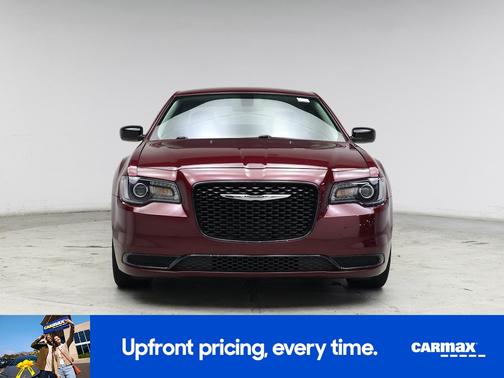 2019 Chrysler 300 Touring