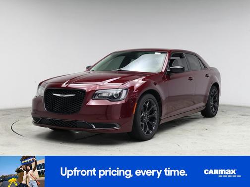 2019 Chrysler 300 Touring