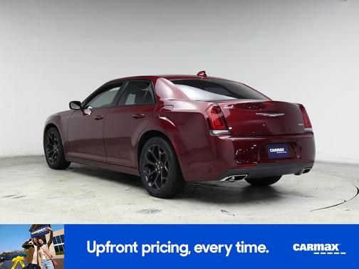 2019 Chrysler 300 Touring