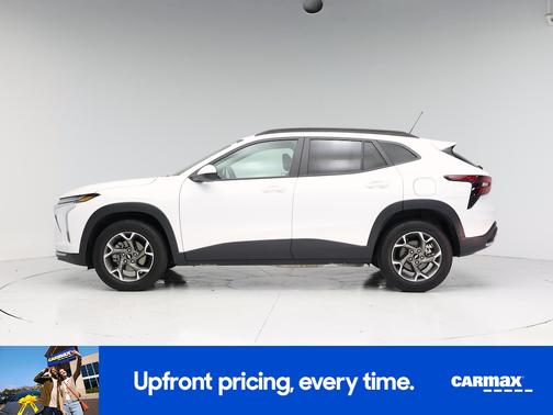 White 2025 Chevrolet Trax LT