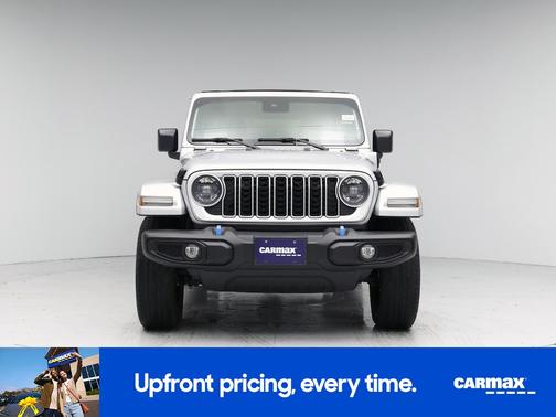 Silver 2024 Jeep Wrangler Sahara