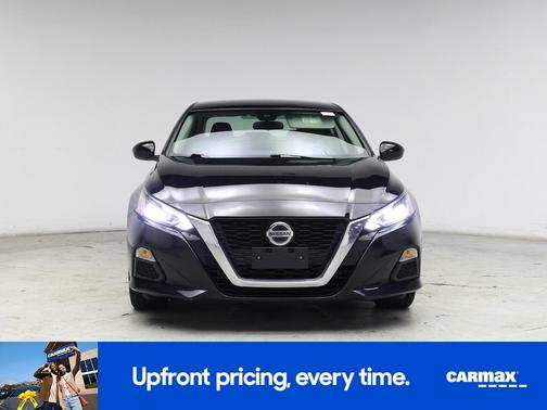 2022 Nissan Altima SV