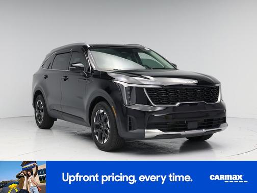 Black 2025 Kia Sorento S