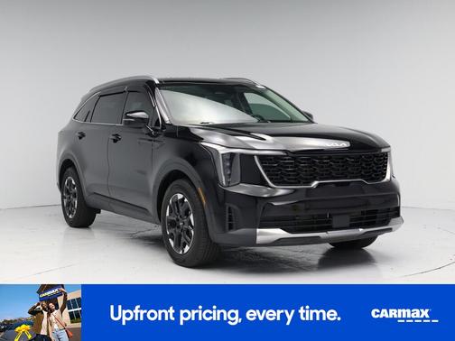 Black 2025 Kia Sorento S