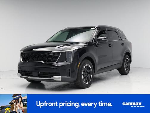 Black 2025 Kia Sorento S