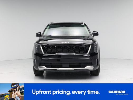 Black 2025 Kia Sorento S