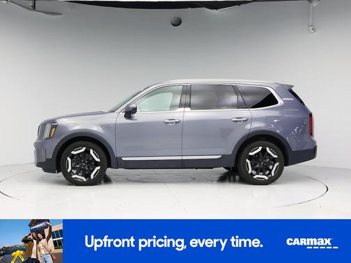 Silver 2023 Kia Telluride S