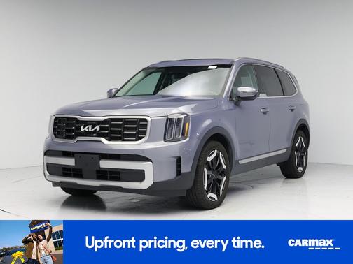 Silver 2023 Kia Telluride S